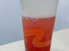 奶霜莓莓果茶-CoCo都可(常德路店)