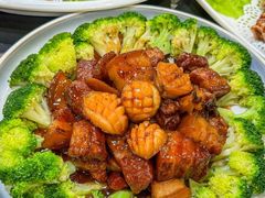 -萃华海鲜阁大排档(五四广场店)