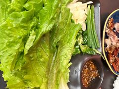 -许哥东北烧烤·铁丳烤串·宫后夹肉(繁花中心店)