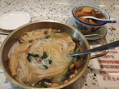 -雙冲柳州螺蛳粉&酸嘢&桂林米粉(簋街店)