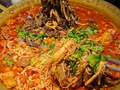 -张翻越·川渝冒菜·武汉黑鸭煲(城北万象城店)