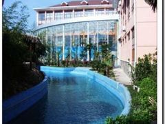 -金孔雀温泉旅游度假村