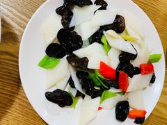 木耳炒山药-闻道食府烙饼卷带鱼(原车耳营店原大觉寺店)