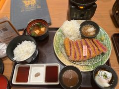 -牛カツ京都勝牛(河原町蛸薬師店)