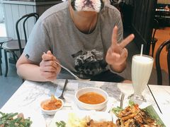 -关夫人餐厅(阳光广场店)