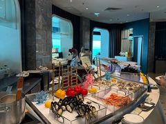 -亚洲国际大酒店·云顶阁旋转自助餐厅