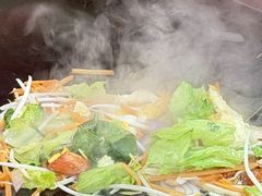 -瑞德摩尔美食街