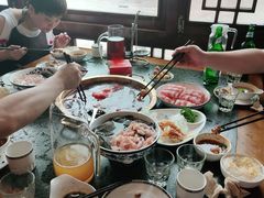 -小天鹅火锅·一线江景洪鼎旗舰店(洪崖洞店)
