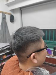 -纯剪男士理发馆·烫染专业店