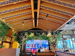 -野山舂·贵州现舂酸汤火锅(鸿通城店)