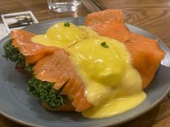 烟熏三文鱼班尼迪蛋-Money Shops(愚园路店)