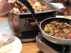 -黄泥岗·地道湖北菜(奥特莱斯店)