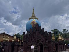 -一寨两国风景区
