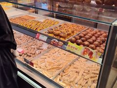 -读酥世家(松江新城地铁站店)