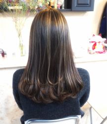 -茶发Salon·烫发染发理发