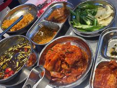 -哈哈碳都·牛肋条无限自助烤肉(台江万达店)