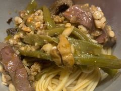 -热火朝天鲜切牛肉火锅(南强街巷店)