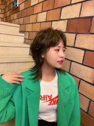 -银星女王公园发型艺术沙龙