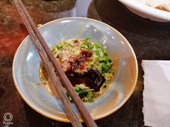 -三个四川人火锅(华联商厦店)
