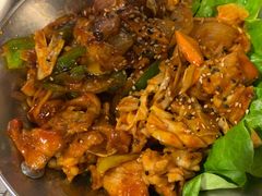 鱿鱼炒五花肉-富乐满韩国正宗炸鸡韩国料理(虹泉路店)