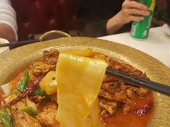 新疆大盘鸡-新粤新疆菜清真餐厅(拱北店)