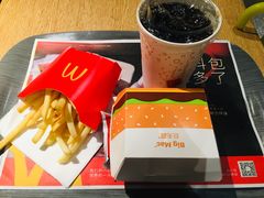 -麦当劳(中山公园龙之梦店)