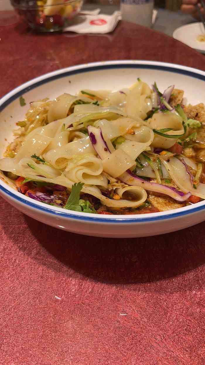 贺福记(康巴什店)-"离住的酒店不远的一个餐厅.一直没在这边.