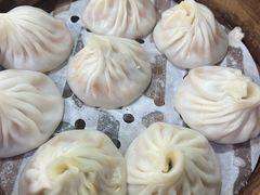 -莱莱小笼·乔艾