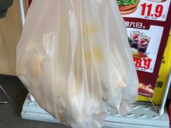 -华莱士·全鸡汉堡(财经学院店)