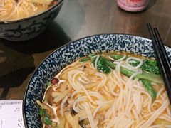 -粉家柳州螺蛳粉(杨宅路店)
