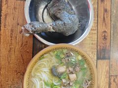 -正宗李家土鸡米线店