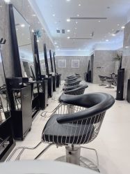 -TONI&GUY