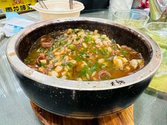 -新颐园本帮江浙菜·红烧猪手煨鲍鱼·红烧肉(顾村公园电台路店)