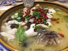 老坛酸菜鱼-百年恒益烧腊海鲜酒家·非遗传承(广州黄埔店)