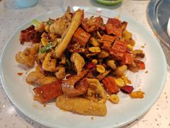 -巧克力渔家.小船海鲜胶东菜(万平口店)