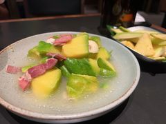 芭乐滇橄榄-Ameigo梅果·云贵川bistro(长宁来福士店)