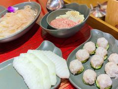 -谭鸭血老火锅(远大购物广场店)