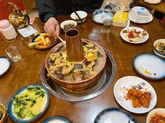 -岳记兴隆·青城腊排铜火锅(融创店)
