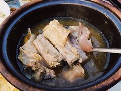 -明记烧鱼美味店