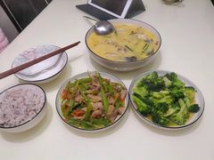 -苏州雏渐肥月嫂