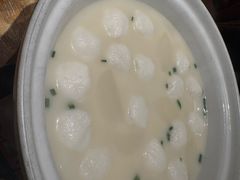 -鱼头泡饭·湖北菜·非物质文化遗产(岳家嘴总店)