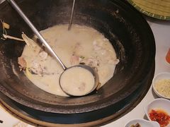 -陈大锅·岳阳鱼馆·地道岳阳菜(美食街店)