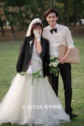 -雪中彩影婚纱摄影·微光艺术中心