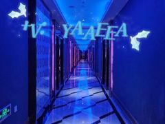 -梅龙镇广场