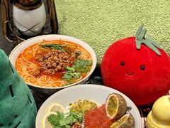 -粉八·云南米线·建水烧烤(常熟路店)