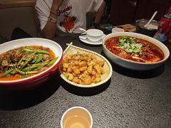 -万重锦·人文川菜馆(骡马市店)