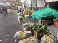 -曼阁市场水果批发市场