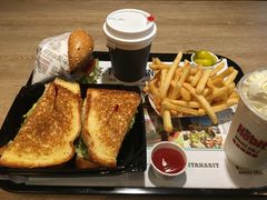 -The Habit Burger Grill 哈比特汉堡(复兴soho店)