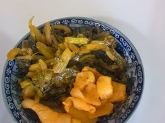 -老秦盖浇饭鸭子饭(回音必小区店)