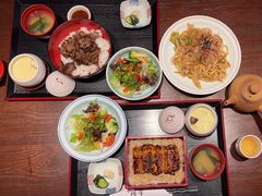 -翔峰炭火鳗鱼(悦泰街里公寓店)